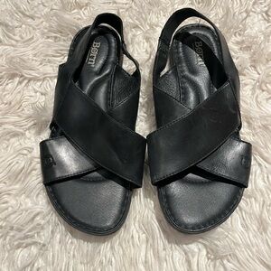 Born Women's Black Sandals Sz 9